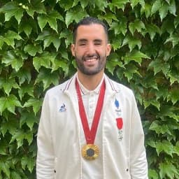 Hakim AREZKI