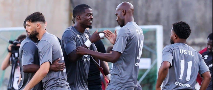 US THIONVILLE LUSITANOS - US CONCARNEAU