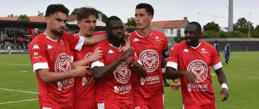 VENDEE FC LA ROCHE/YON - US THIONVILLE LUSITANOS