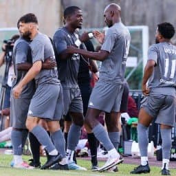 US THIONVILLE LUSITANOS - AS CANNES